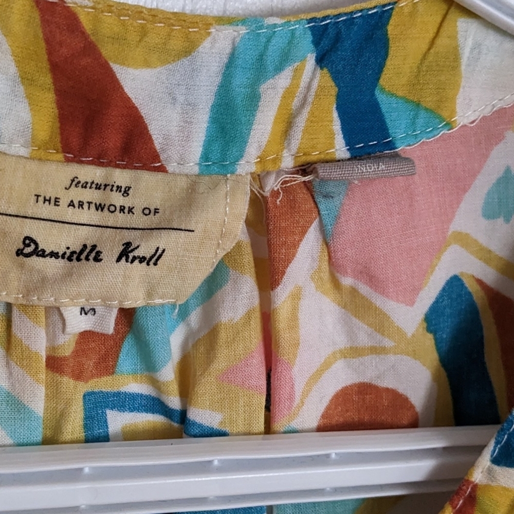 Anthropologie Danielle Kroll Brooklynite Printed Top shirt Medium - Picture 9 of 10